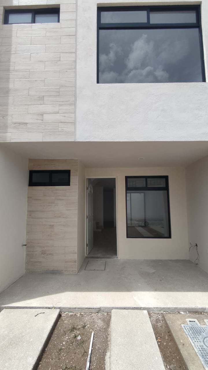 CASAS NUEVAS EN VENTA – EN “VINCA RESIDENCIAL” En col. BUGAMBILIAS – 16 de Septiembre y Av. Margaritas (17) Casas Nuevas En Venta En “vinca Residencial” En Col. Bugambilias – 16 De Septiembre Y Av. Margaritas (17)