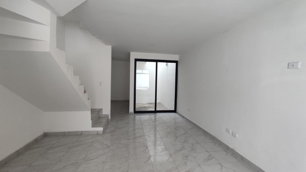CASAS NUEVAS EN VENTA – EN “VINCA RESIDENCIAL” En col. BUGAMBILIAS – 16 de Septiembre y Av. Margaritas (4) Casas Nuevas En Venta En “vinca Residencial” En Col. Bugambilias – 16 De Septiembre Y Av. Margaritas (4)