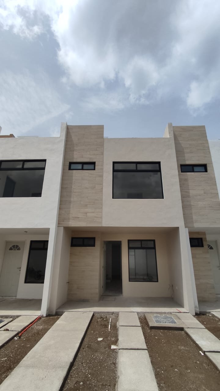 CASAS NUEVAS EN VENTA – EN “VINCA RESIDENCIAL” En col. BUGAMBILIAS – 16 de Septiembre y Av. Margaritas (6) Casas Nuevas En Venta En “vinca Residencial” En Col. Bugambilias – 16 De Septiembre Y Av. Margaritas (6)
