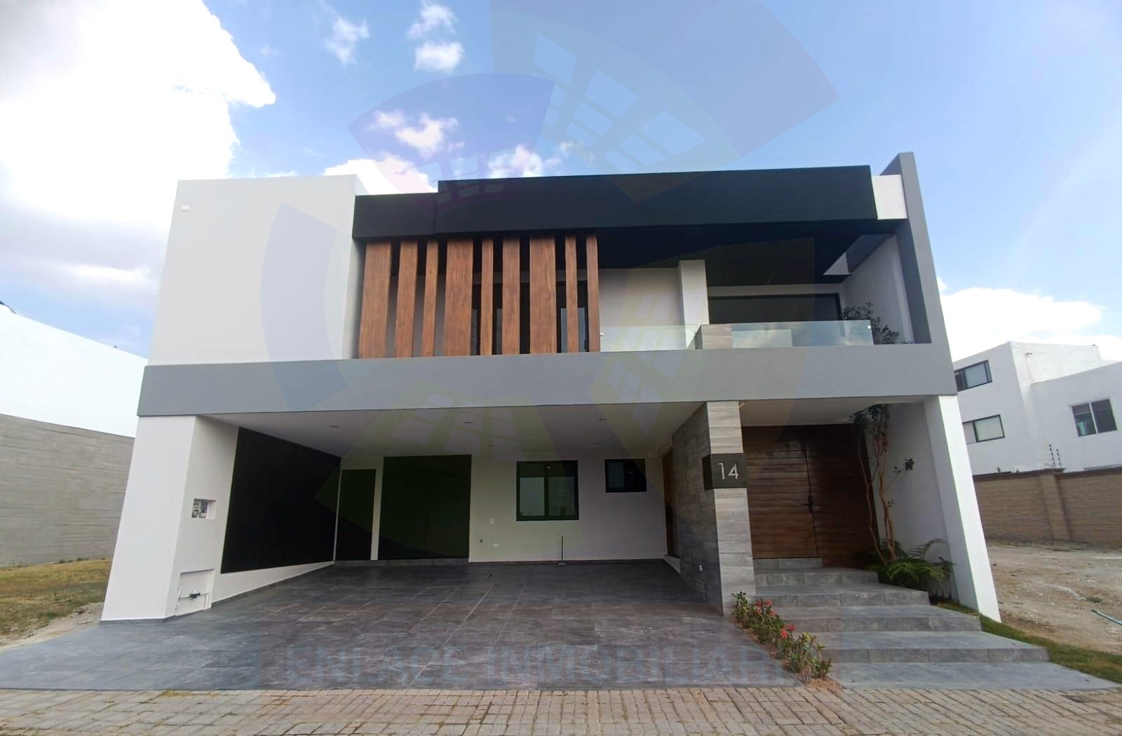 Brochure_Vallarta_14-001