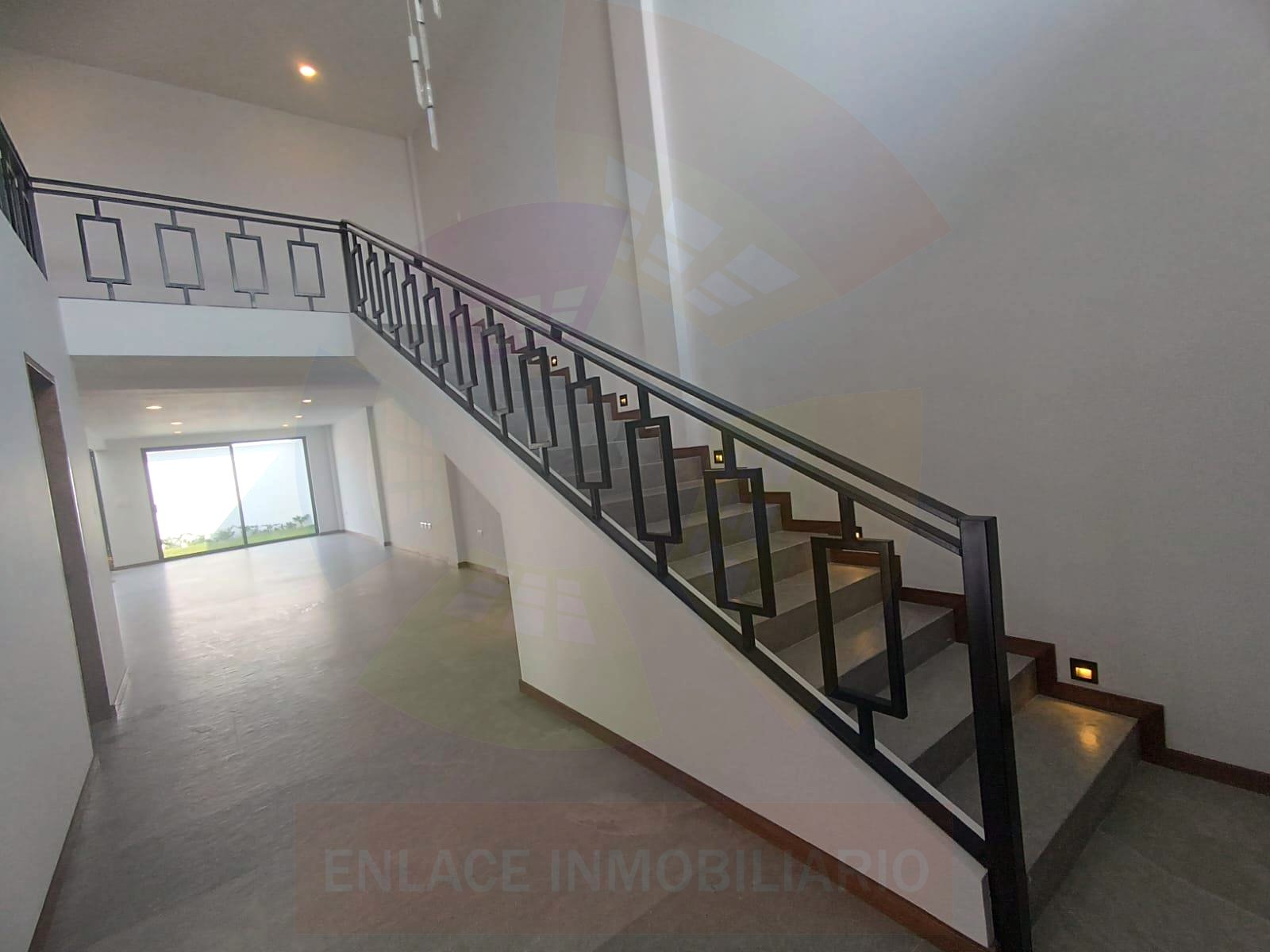 Brochure_Vallarta_14-004