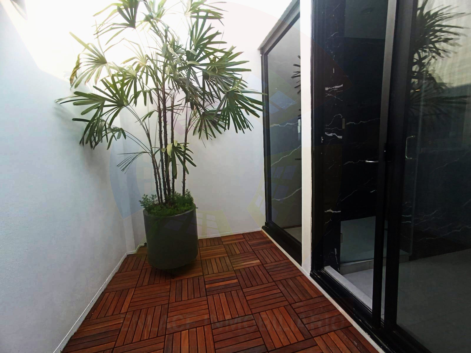 Brochure_Vallarta_14-018