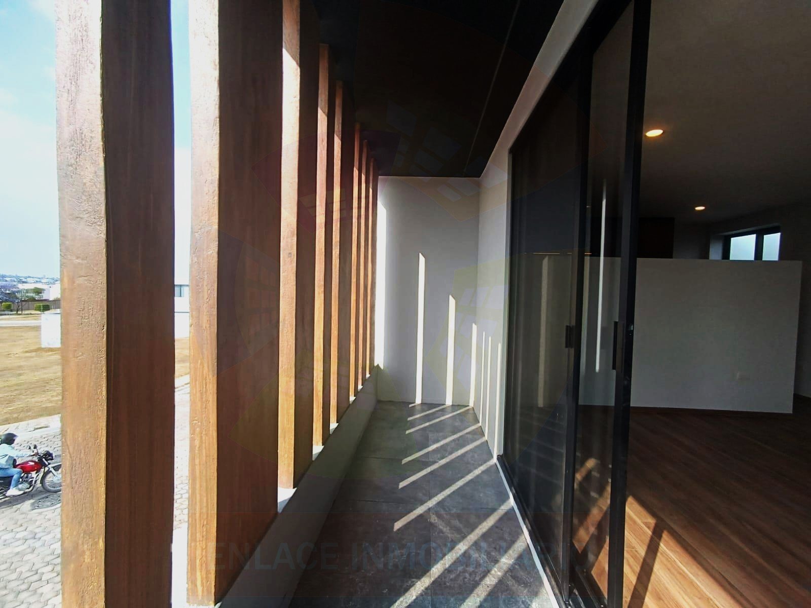 Brochure_Vallarta_14-019