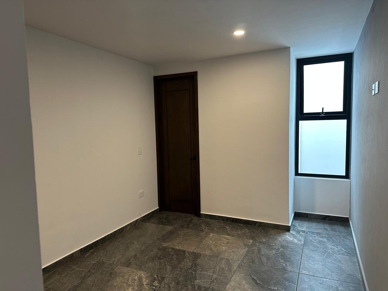 WhatsApp Image 2025-04-09 at 1.54.55 PM (6)