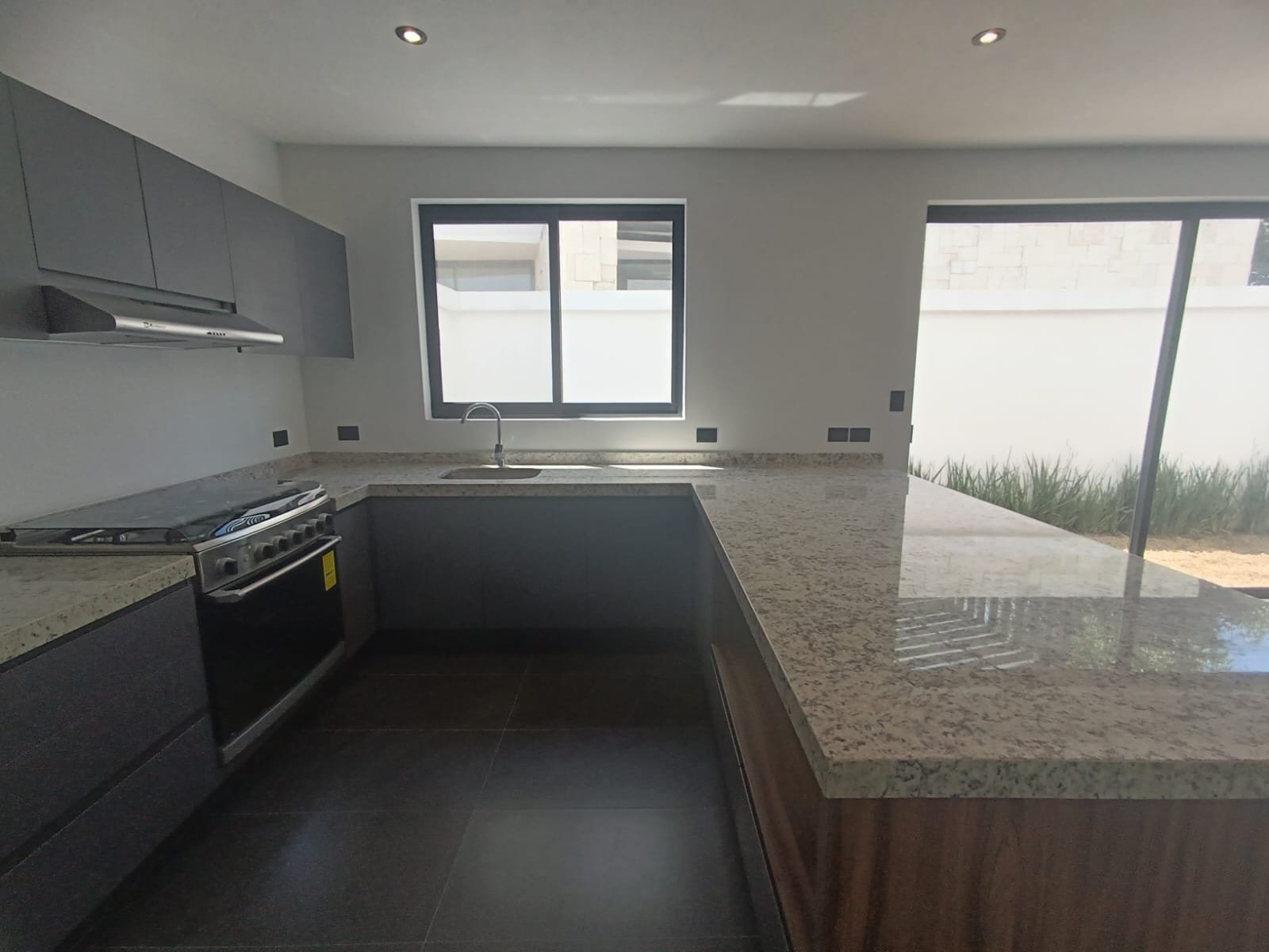 1a084ba4-c737-4ef0-ac95-771df016bc1e