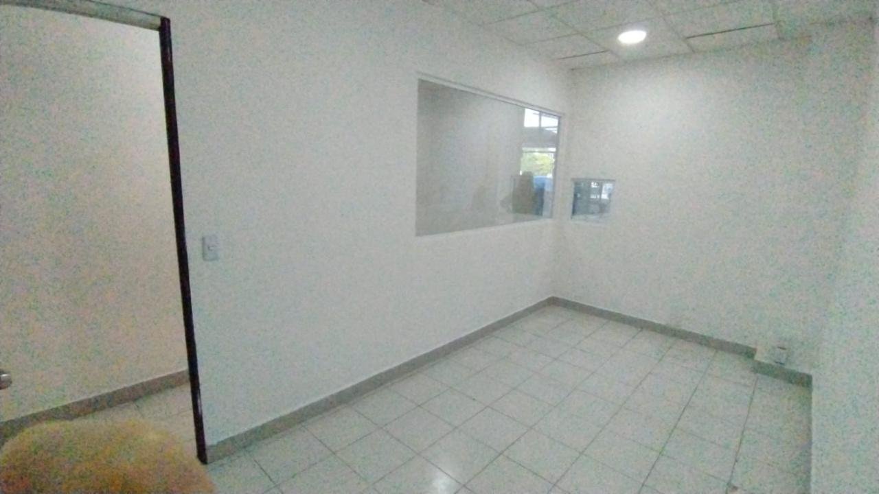 WhatsApp Image 2025-08-20 at 1.32.01 PM (5)